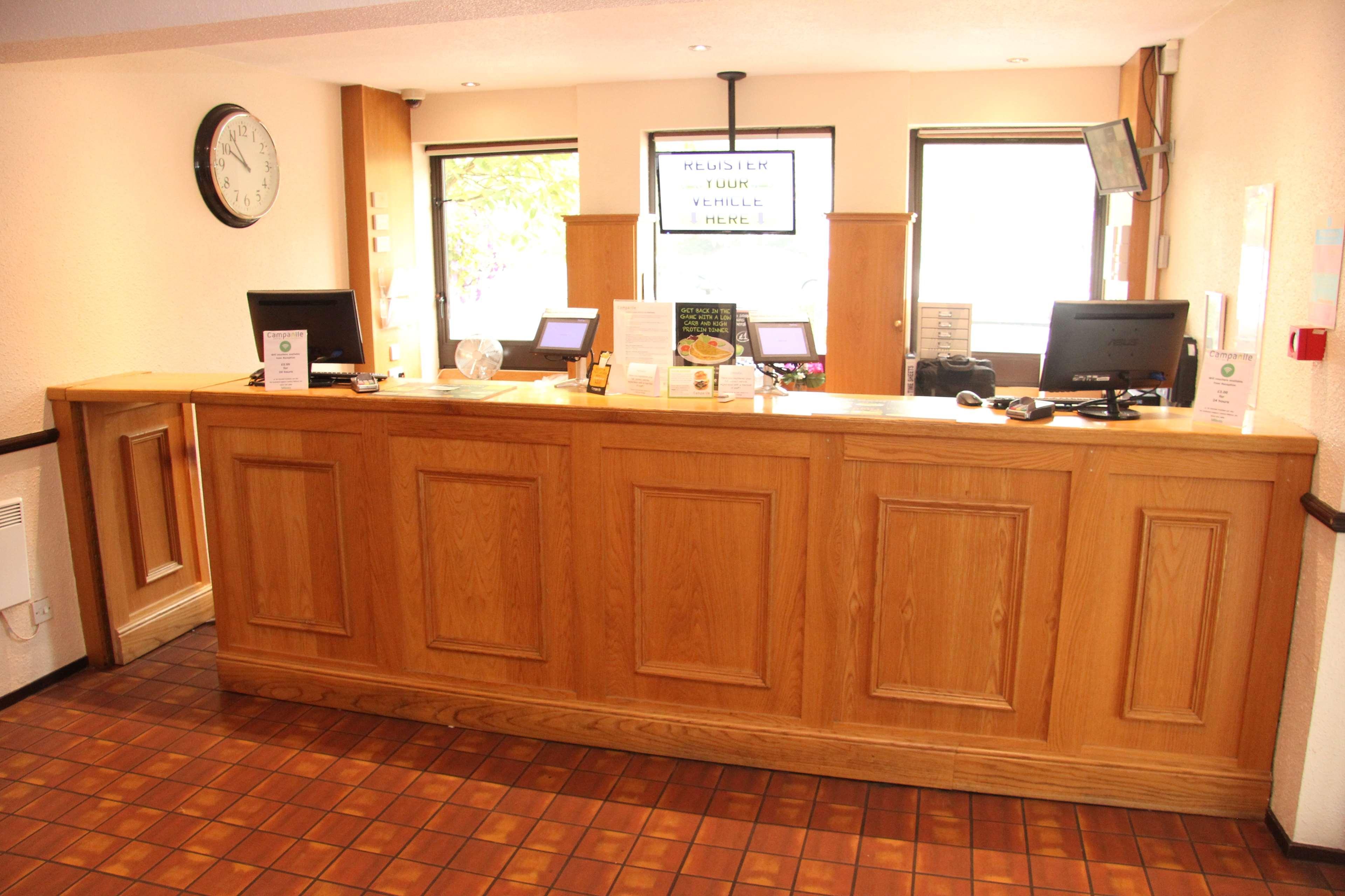Hotel Campanile Milton Keynes - Fenny Stratford Exterior foto