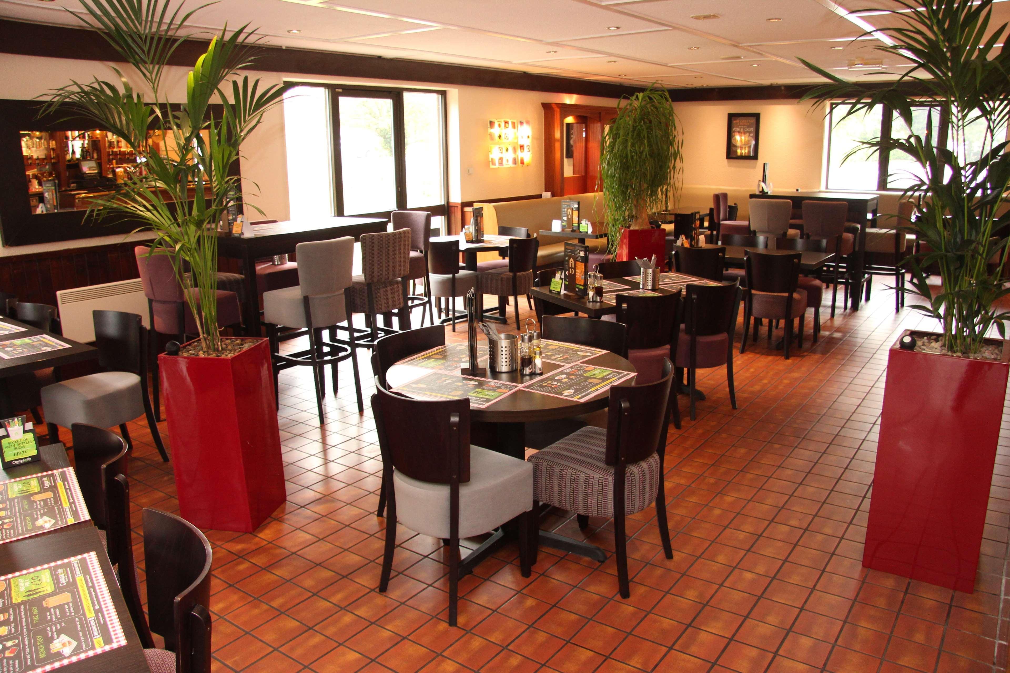 Hotel Campanile Milton Keynes - Fenny Stratford Exterior foto